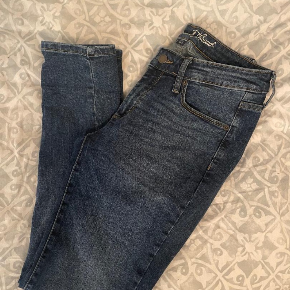 Universal Thread Women's Skinny Jeans - Dark Blue Wash